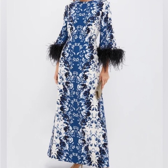 Tuckernuck Dresses & Skirts - Tuckernuck Blue and White Floral Dress with Black Feather Cuffs